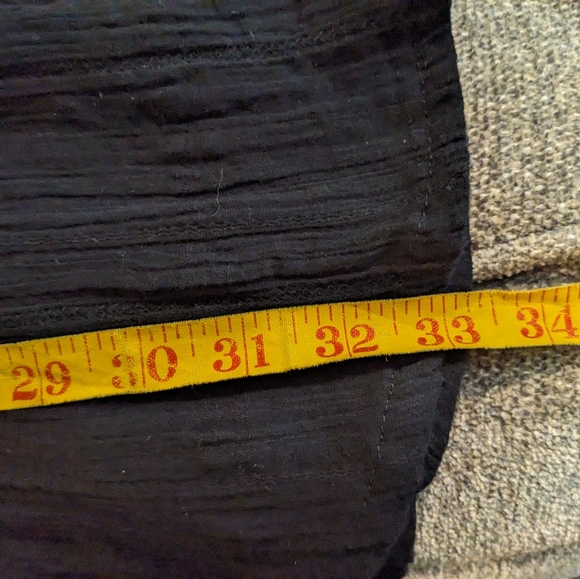 ‼️ CLEARANCE Dotti black, adjustable sleeve top, size 2X - Picture 8 of 10